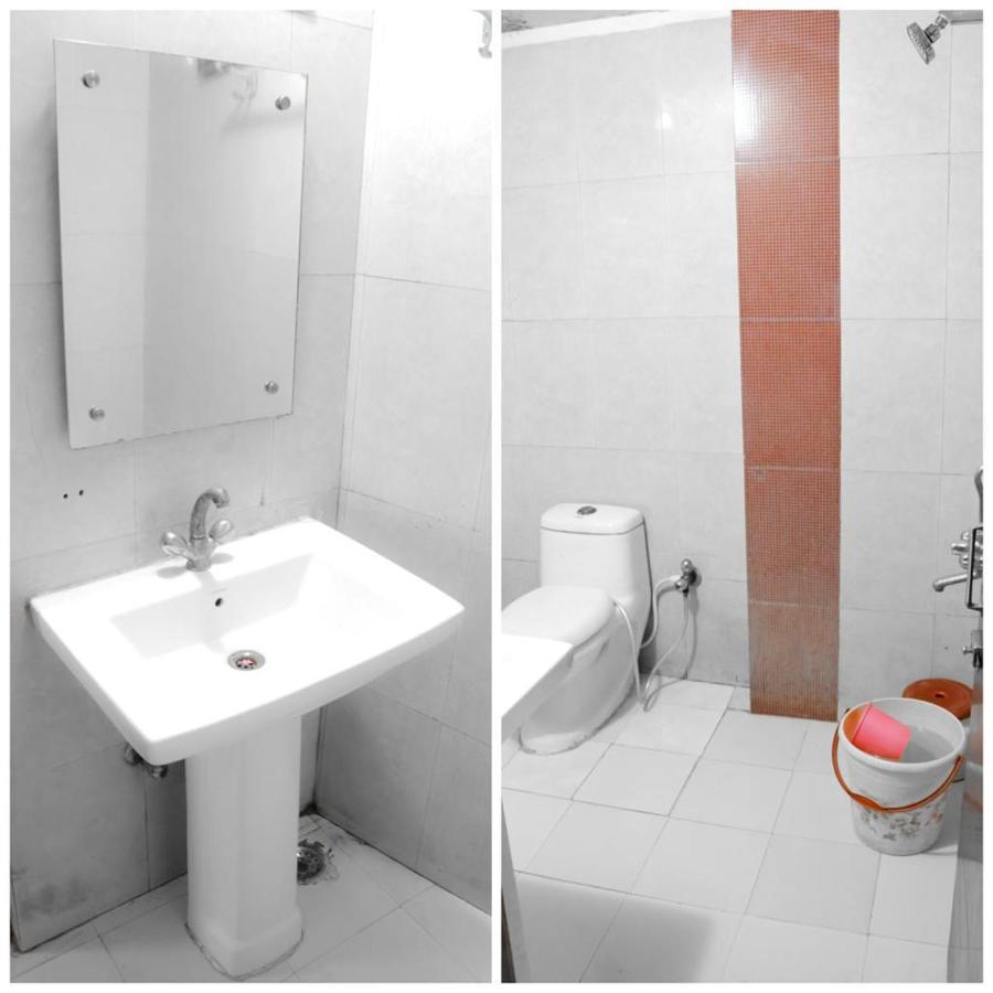 آغْرا Premium Boston Rooms Family Hotel المظهر الخارجي الصورة